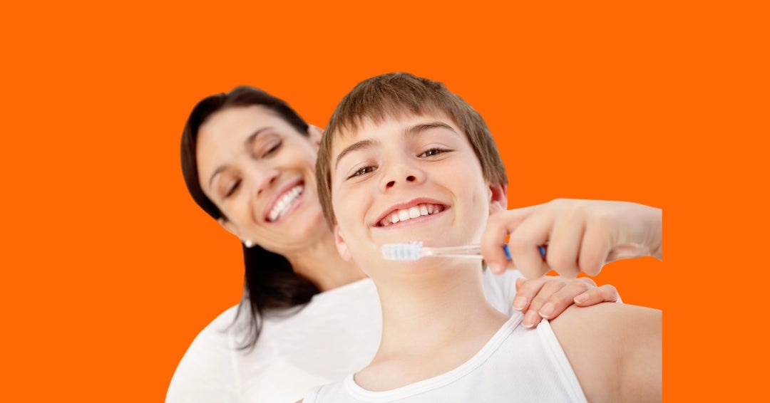 Dívky si čistí zuby