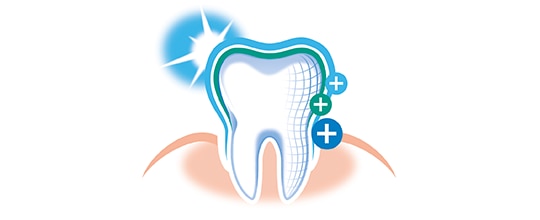 Ilustrace zdravého zubu s křišťálově čistým povrchem.